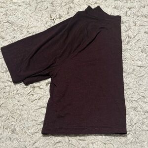 Fabletics copped tee